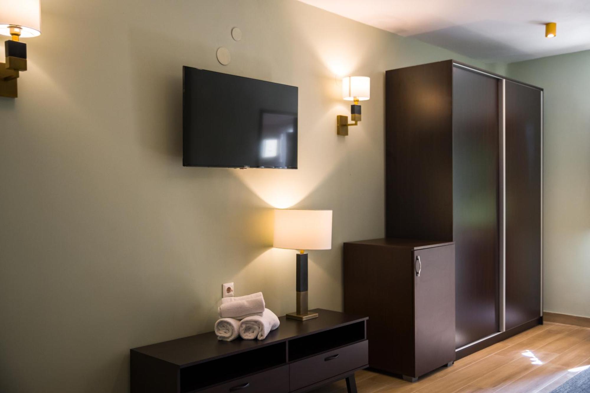 Prasino Horio Hotell Arnaia Exteriör bild